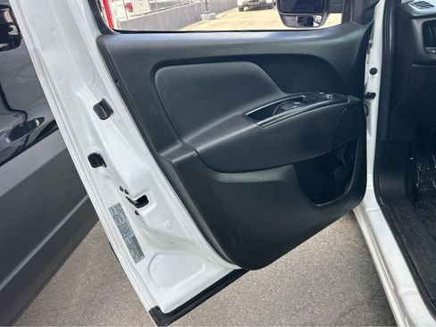 Used 2019 RAM ProMaster City Tradesman SLT FWD image 15