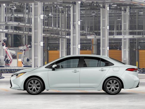 New 2026 Toyota Corolla LE FWD image 4