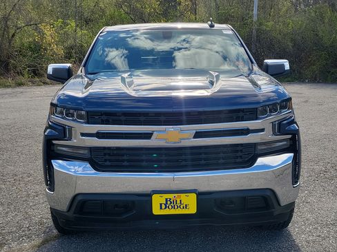 Used 2021 Chevrolet Silverado 1500 LT AWD/4WD image 2