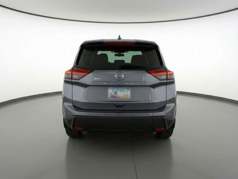 Used 2025 Nissan Rogue SV FWD image 7