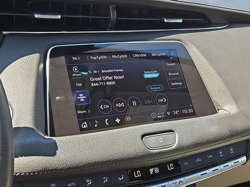 Certified 2023 Cadillac XT4 Luxury w/ Cold Weather Package AWD/4WD image 17