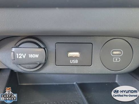 Used 2025 Hyundai Elantra SEL FWD image 27