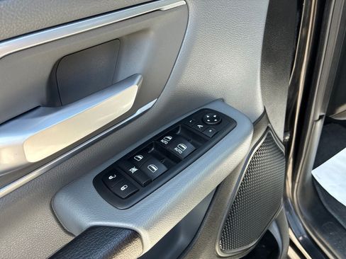Used 2019 RAM 1500 Big Horn AWD/4WD image 13