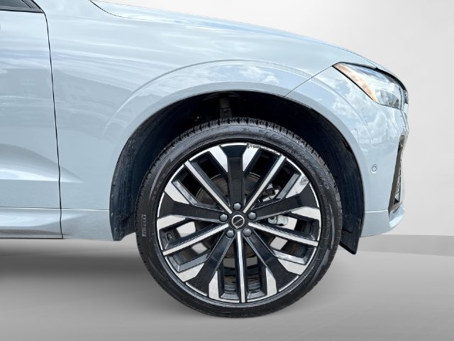 Certified 2026 Volvo XC60 B5 Ultra AWD/4WD image 22