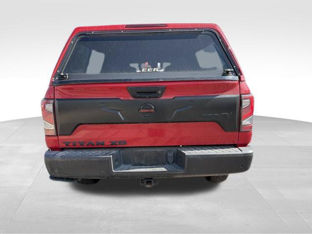 Used 2021 Nissan Titan PRO-4X w/ Pro-4x Convenience Package AWD/4WD image 12