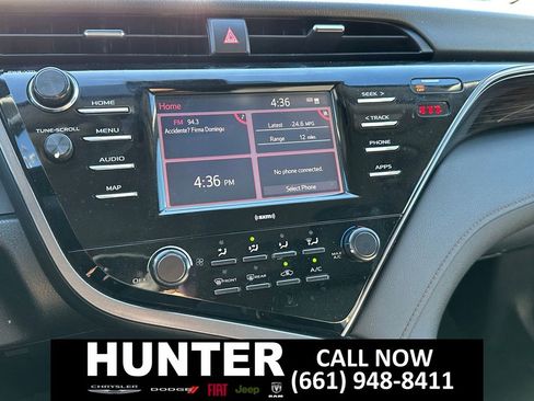 Used 2020 Toyota Camry LE w/ Carpet Mat Package FWD image 28