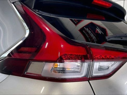 Used 2024 Mitsubishi Eclipse Cross SE AWD/4WD image 17