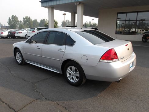 Used 2015 Chevrolet Impala Limited LS FWD image 3