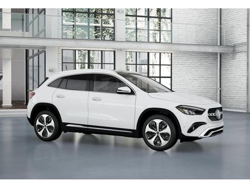 New 2026 Mercedes-Benz GLA 250 GLA 250 image 13