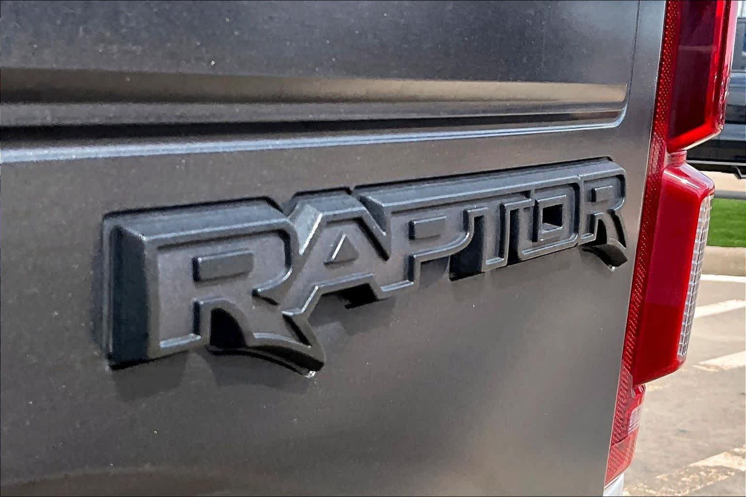 Used 2017 Ford F150 Raptor w/ Equipment Group 802A Luxury AWD/4WD image 10