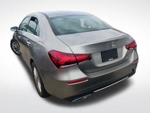Used 2019 Mercedes-Benz A 220 4MATIC image 3