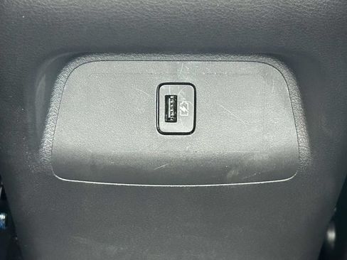 Used 2025 Nissan Sentra SV w/ All-Weather Package FWD image 11