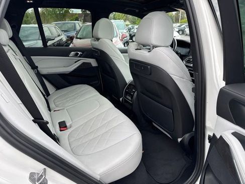 Used 2023 BMW X5 xDrive40i w/ M Sport Package AWD/4WD image 23