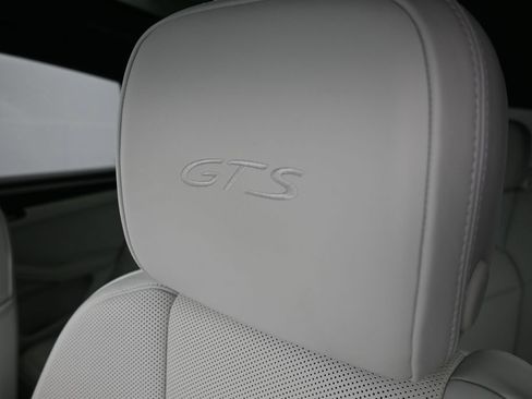 Certified 2024 Porsche Macan GTS AWD/4WD image 11
