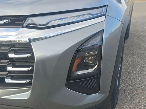 Used 2025 Chevrolet Equinox LT image 9