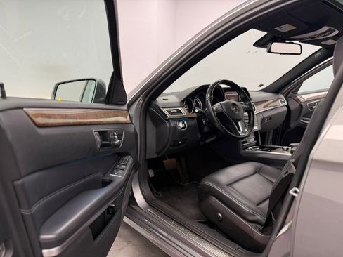 Used 2015 Mercedes-Benz E 350 4MATIC Wagon w/ Premium 1 Package image 31