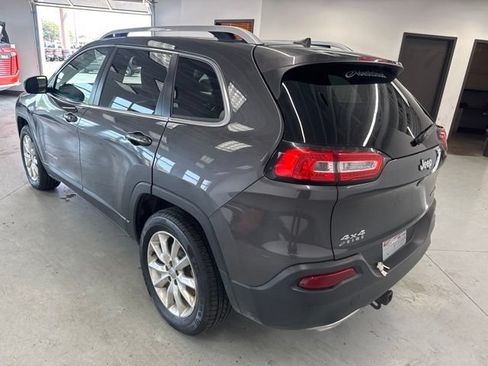 Used 2016 Jeep Cherokee Limited AWD/4WD image 11