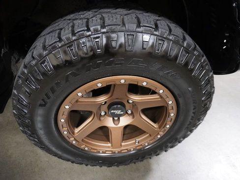 Used 2021 Toyota 4Runner SR5 image 15