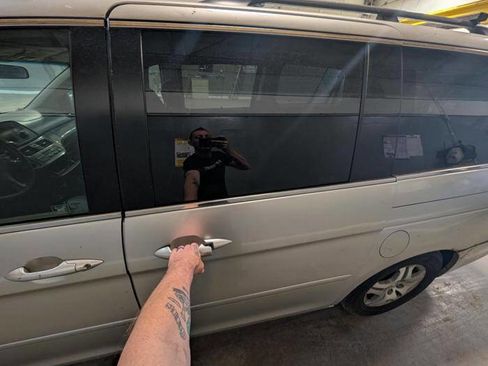 Used 2005 Honda Odyssey EX image 23