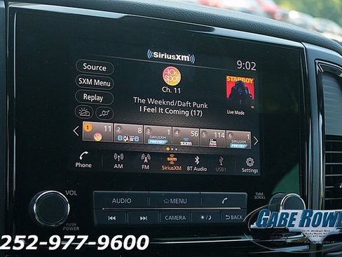 Used 2024 Nissan Titan SV w/ SV Convenience Package image 22