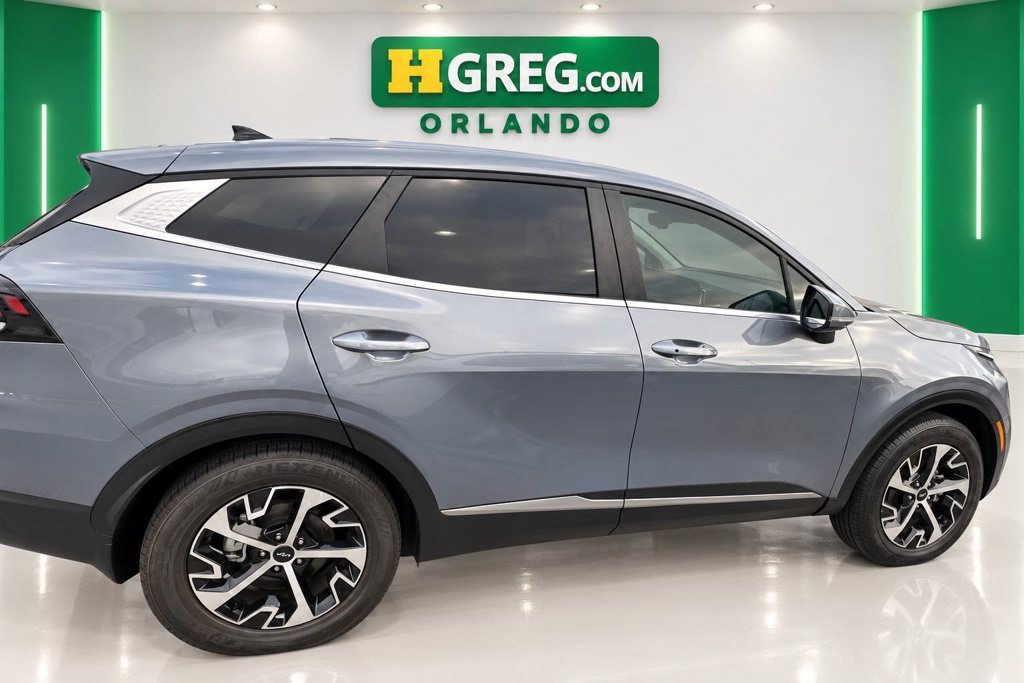 Used 2024 Kia Sportage EX FWD image 10