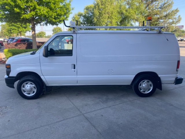 Used 2014 Ford E-150 and Econoline 150 RWD image 2