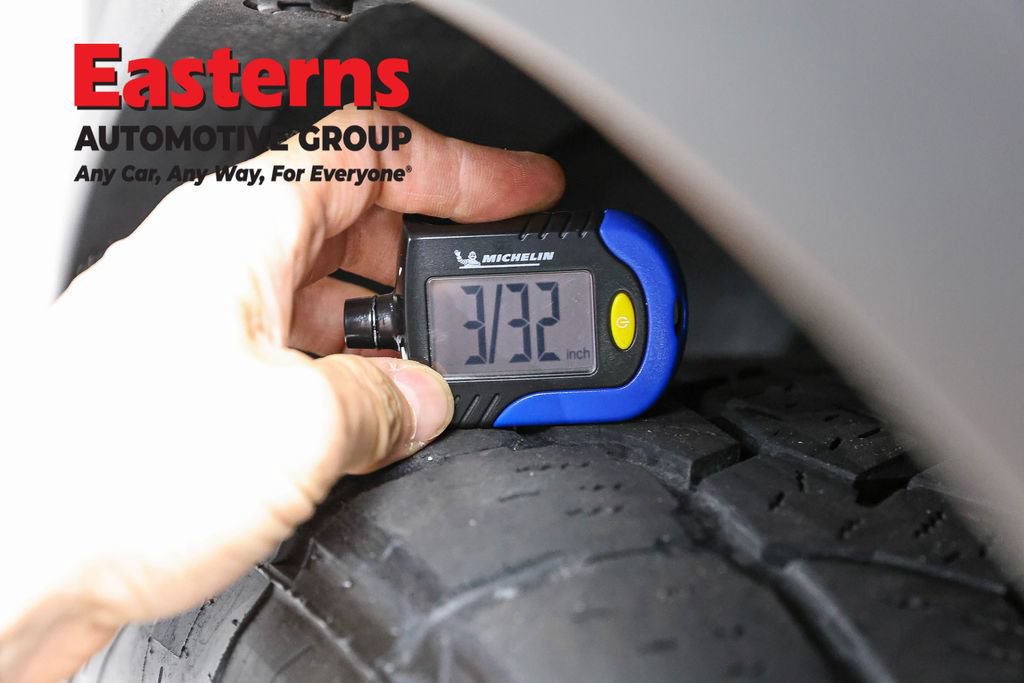 Used 2023 Nissan Pathfinder Rock Creek AWD/4WD image 33