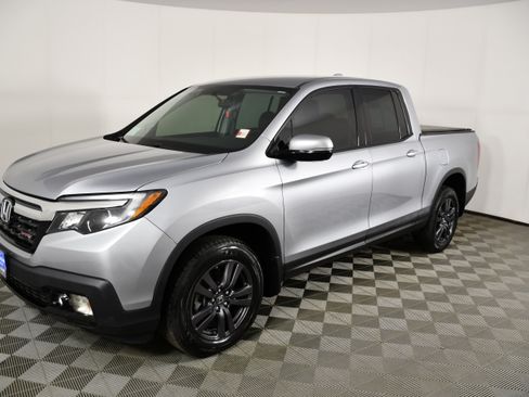 Used 2019 Honda Ridgeline Sport image 10