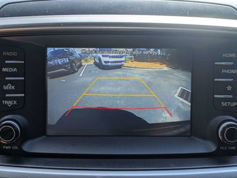 Used 2019 Kia Sorento L FWD image 21