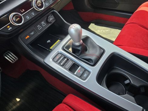 Certified 2025 Honda Civic Type R image 25