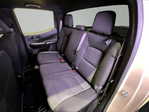 Used 2024 Chevrolet Colorado W/T RWD image 22