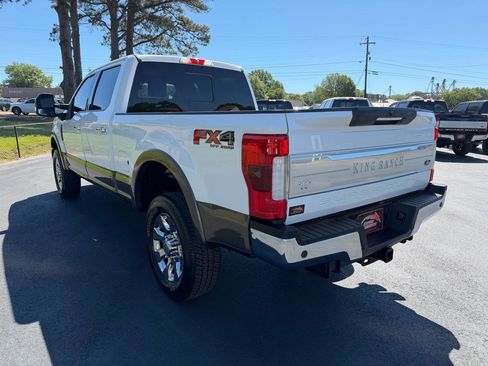 Used 2017 Ford F250 King Ranch w/ King Ranch Ultimate Package AWD/4WD image 2