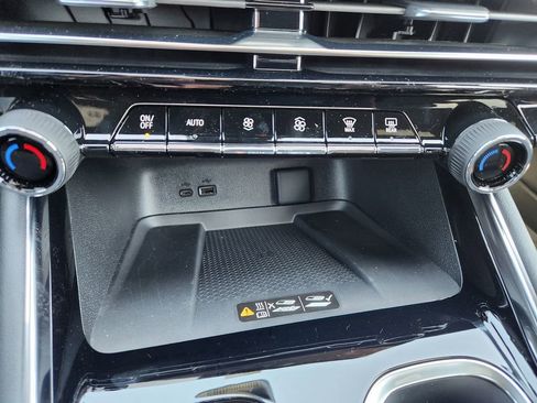 New 2026 Chevrolet Traverse Z71 w/ Driver Confidence Package image 20