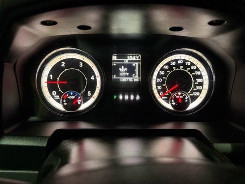 Used 2018 RAM 2500 Tradesman w/ Chrome Appearance Group AWD/4WD image 12
