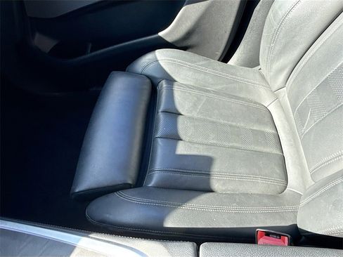 Used 2021 BMW X7 xDrive40i w/ Premium Package image 22