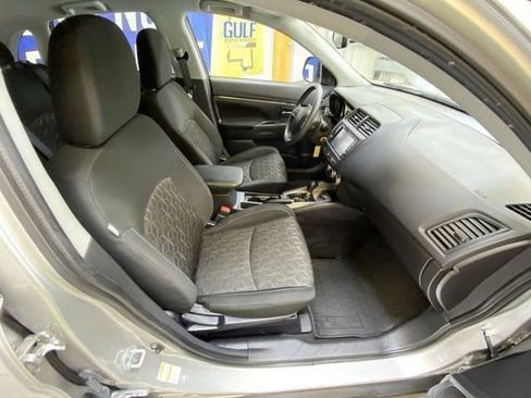 Used 2024 Mitsubishi Outlander Sport ES AWD/4WD image 24