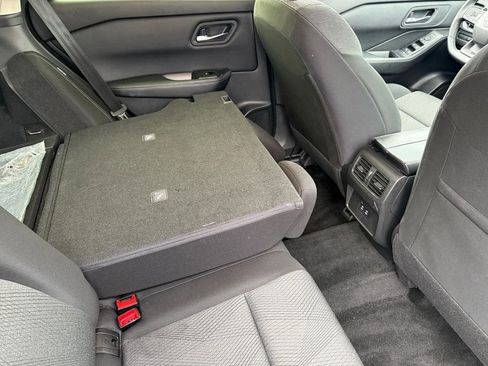 Used 2025 Nissan Rogue SV image 20