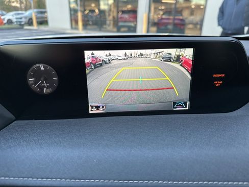 Used 2020 Lexus UX 250h w/ Premium Package image 33