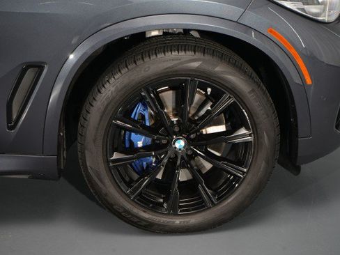 Used 2022 BMW X5 xDrive40i w/ M Sport Package AWD/4WD image 28