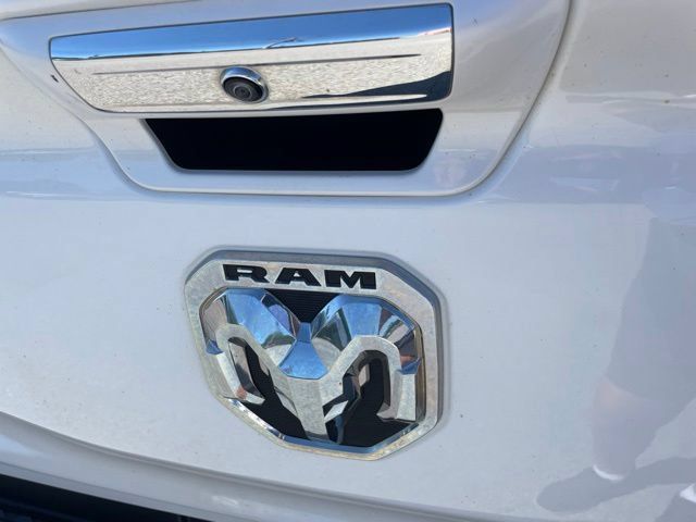 Used 2020 RAM 1500 Laramie AWD/4WD image 13