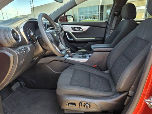 Used 2021 Chevrolet Blazer LT FWD image 17