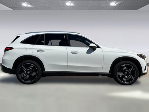 New 2026 Mercedes-Benz GLC 300 image 8