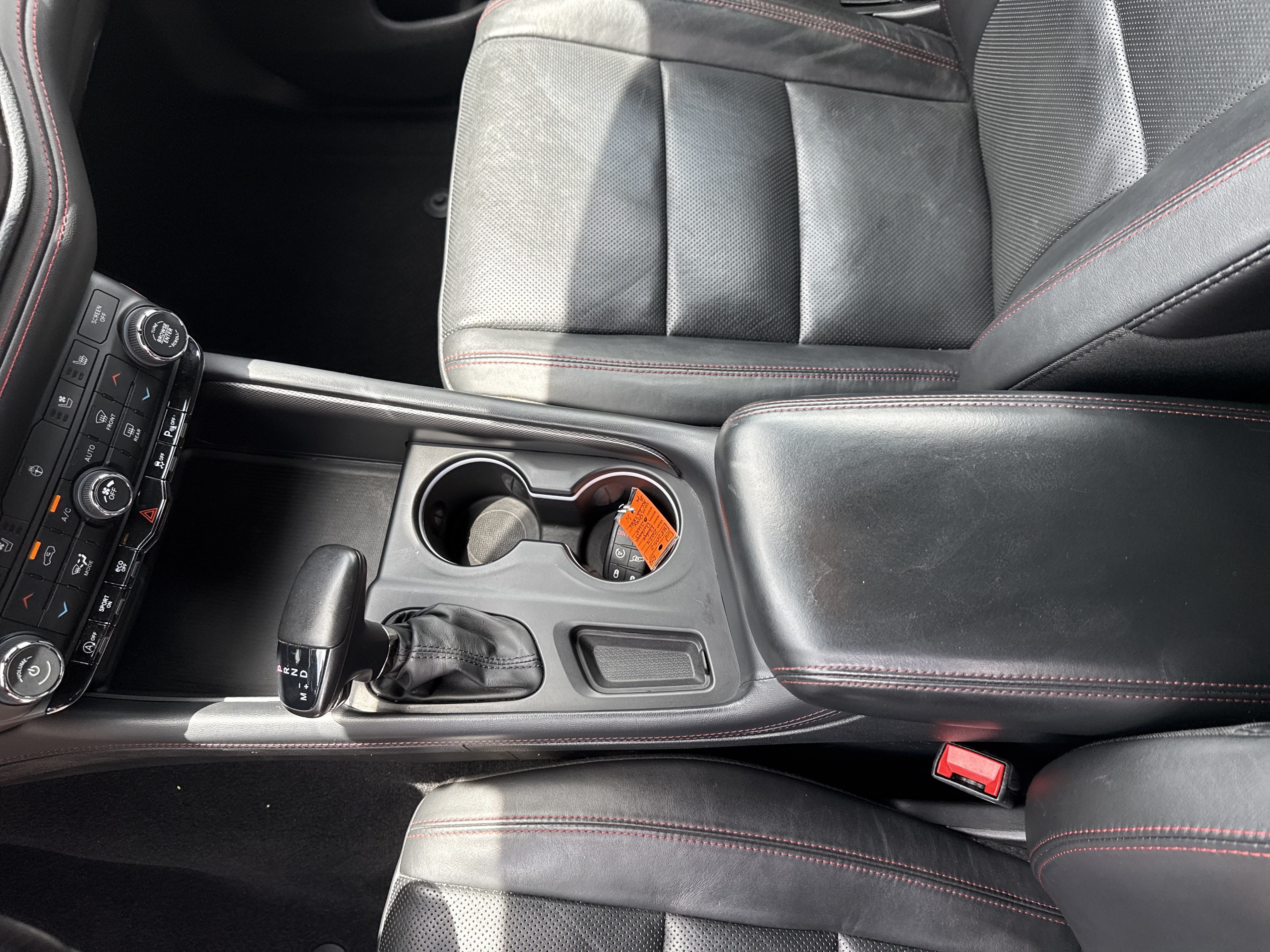 Used 2024 Dodge Durango GT AWD/4WD image 29