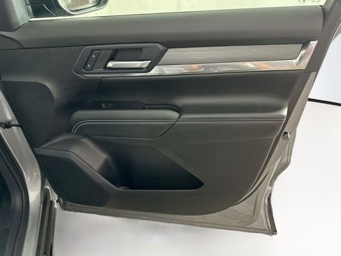 Used 2026 GMC Terrain Elevation FWD image 31