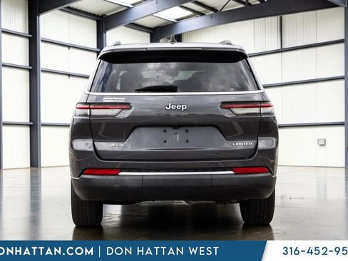 Used 2023 Jeep Grand Cherokee L Limited AWD/4WD image 28