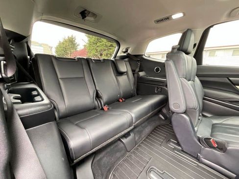Used 2020 Subaru Ascent Limited w/ Technology Package AWD/4WD image 16