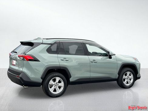Certified 2020 Toyota RAV4 XLE w/ Convenience Package FWD image 7