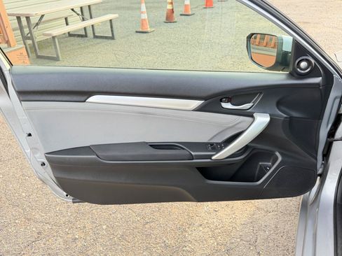 Used 2016 Honda Civic EX-T image 16