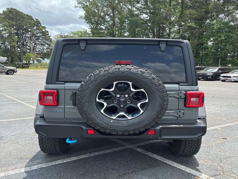 Used 2023 Jeep Wrangler Unlimited Rubicon 4xe AWD/4WD image 5
