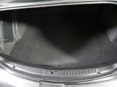 Used 2011 MAZDA MAZDA3 i Touring image 18